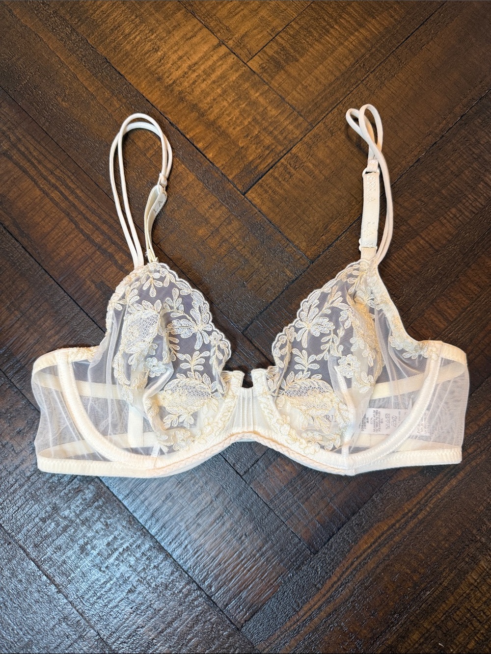 La Perla Cream Lace Sheer Underwire Bra 32C‎ Bridal Lingerie